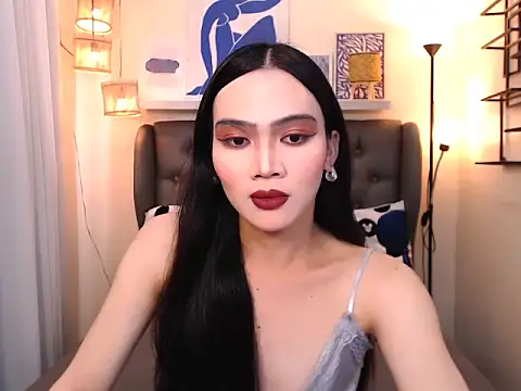 Snapshot of SluttyAmalia chatting on 11-22-25, 01:48 SluttyAmalia online show from 11-22-25, 01:48