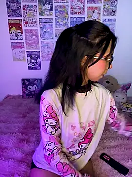 Valen-Foxx1 online show from 12-18-25, 06:08