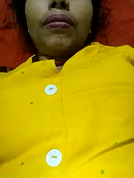 Hott myraa online show from 12-05-25, 02:36