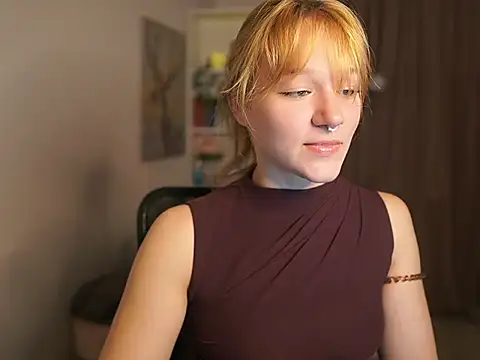 Snapshot of cute_brutality chatting on 11-25-25, 07:25 cute brutality online show from 11-25-25, 07:25