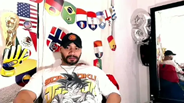 Snapshot of musclehetero chatting on 06-23-26, 09:29 musclehetero online show from 06-23-26, 09:29