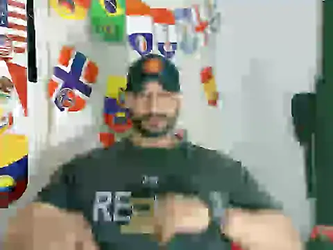 Snapshot of musclehetero chatting on 06-25-26, 09:47 musclehetero online show from 06-25-26, 09:47