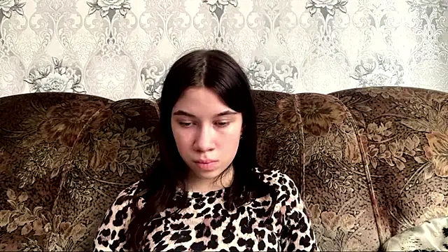 DebbiGoodknight online show from 02-17-26, 07:05