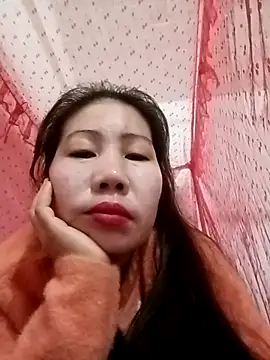 Snapshot of Reema_143 chatting on 01-19-26, 01:09 Reema 143 online show from 01-19-26, 01:09