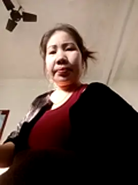 Snapshot of Reema_143 chatting on 02-13-26, 01:56 Reema 143 online show from 02-13-26, 01:56