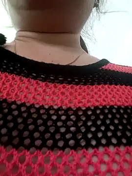 Snapshot of Reema_143 chatting on 02-18-26, 03:24 Reema 143 online show from 02-18-26, 03:24