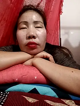 Snapshot of Reema_143 chatting on 02-19-26, 04:36 Reema 143 online show from 02-19-26, 04:36