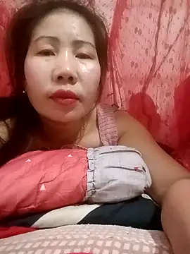 Snapshot of Reema_143 chatting on 02-26-26, 09:47 Reema 143 online show from 02-26-26, 09:47