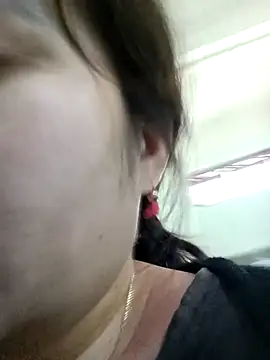 Snapshot of Reema_143 chatting on 02-28-26, 03:18 Reema 143 online show from 02-28-26, 03:18