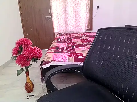 shivani sharma 2 online show from 11-23-25, 08:03