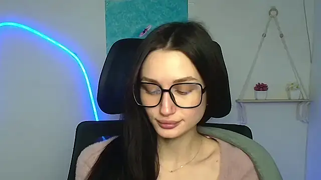 Stella XO online show from 02-13-26, 07:04