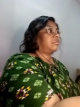 Riya-mallus online show from 11-26-25, 03:13