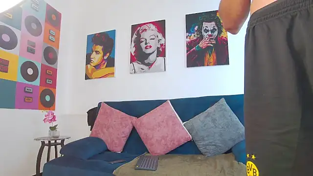 Noah Greenhart online show from 12-19-25, 12:56