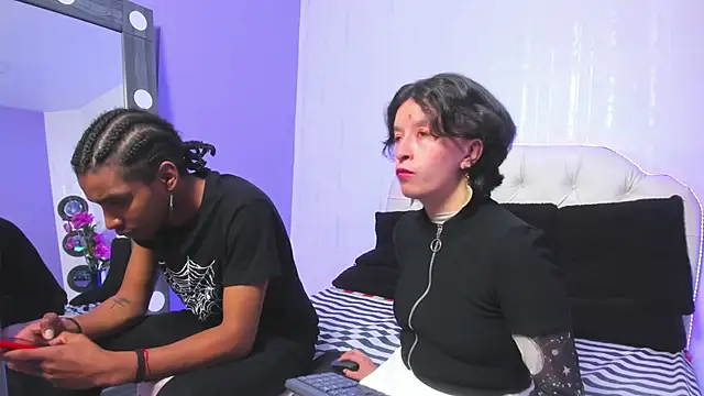 CoralAndOcean  online show from 12-15-25, 06:01