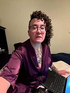 Snapshot of sareberr420 chatting on 11-26-25, 04:41 sareberr420 online show from 11-26-25, 04:41