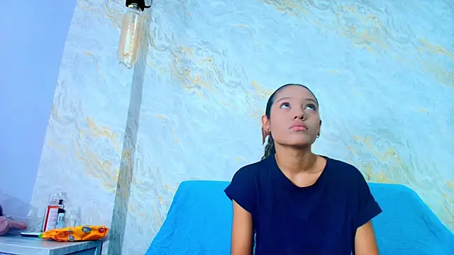 sofiaa little online show from 12-02-25, 07:31