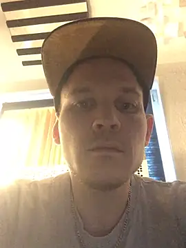 Spielzeugtwink online show from 03-11-26, 03:29