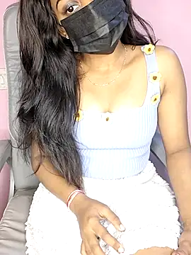 Collegecuteity online show from 11-19-25, 07:47