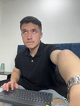 Ethan-Connor online show from 11-28-25, 08:44