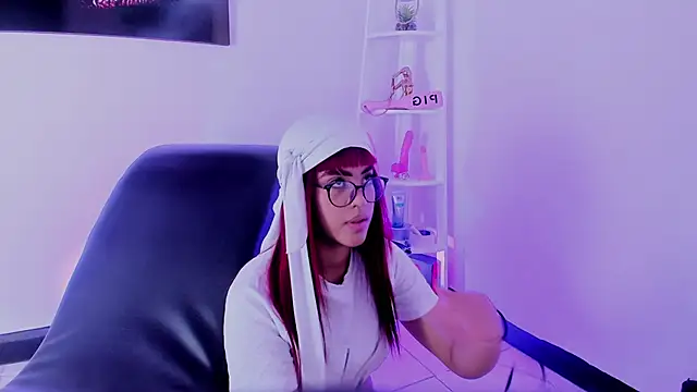 Taylor  Watson online show from 02-06-26, 07:06