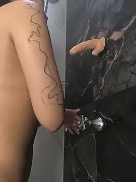 Snapshot of little_xioo_ chatting on 11-28-25, 12:52 little xioo online show from 11-28-25, 12:52