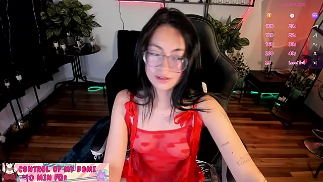 little xioo  online show from 12-22-25, 07:55