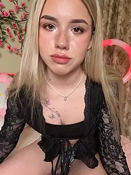 Snapshot of PurrAliceX chatting on 03-26-26, 07:08 PurrAliceX online show from 03-26-26, 07:08