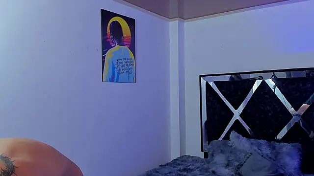 eliasferragamo online show from 12-04-25, 01:59