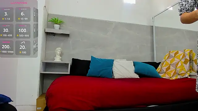 selenaflamemj online show from 02-20-26, 07:03