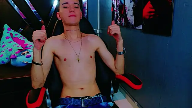 ErosWildBoy online show from 12-04-25, 09:12