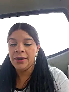 Layla-daring online show from 11-28-25, 06:43