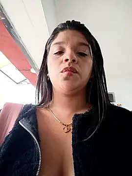 Layla-daring online show from 03-26-26, 07:30