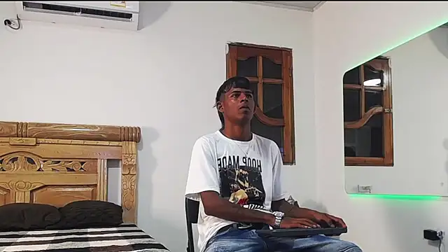 black boy22  online show from 11-26-25, 02:01