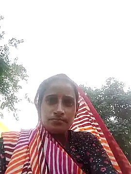 Snapshot of Xxx_suhana chatting on 11-22-25, 10:14 Xxx suhana online show from 11-22-25, 10:14