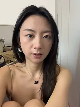 Jinmi125216 online show from 04-15-26, 10:22