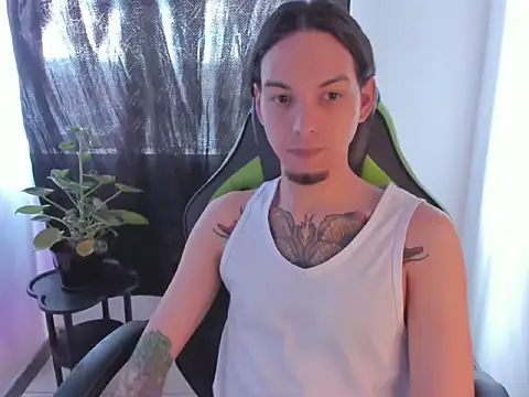 alessandro garcia online show from 11-25-25, 01:00