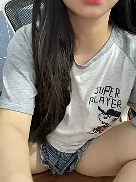 XndSeraphina online show from 02-12-26, 09:37