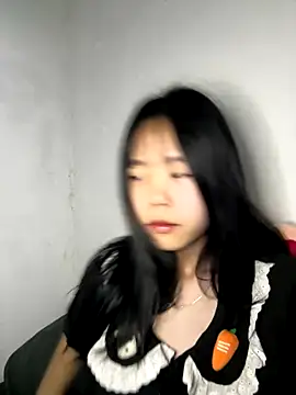 Kiee-lee online show from 12-16-25, 05:40