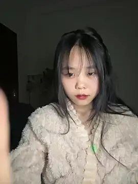 Snapshot of Kiee-lee chatting on 02-02-26, 04:27 Kiee-lee online show from 02-02-26, 04:27