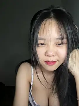 Snapshot of Kiee-lee chatting on 02-08-26, 06:33 Kiee-lee online show from 02-08-26, 06:33