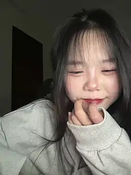 Snapshot of Kiee-lee chatting on 02-26-26, 02:49 Kiee-lee online show from 02-26-26, 02:49