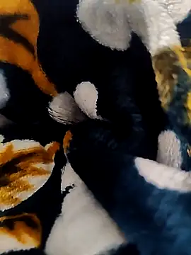 Snapshot of Hotboylumia_825321 chatting on 12-20-25, 01:18 Hotboylumia 825321 online show from 12-20-25, 01:18