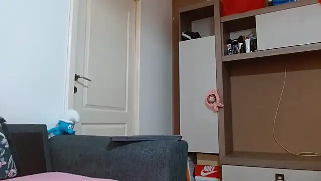 Erii18 online show from 04-14-26, 11:49