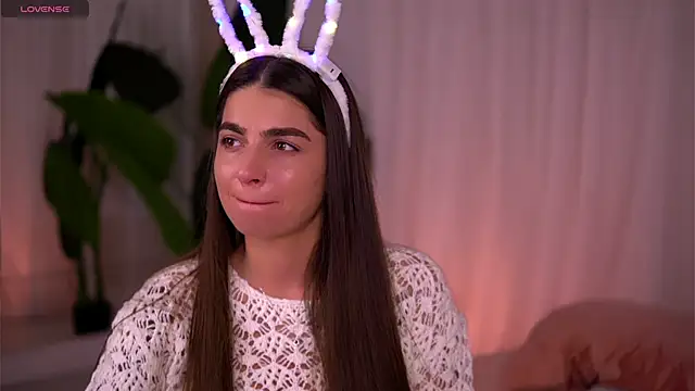 Snapshot of PureEllieX chatting on 02-05-26, 07:02 PureEllieX online show from 02-05-26, 07:02