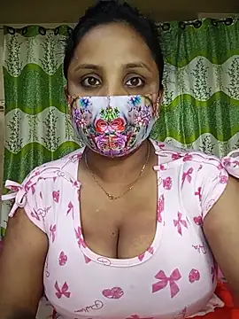Snapshot of Angel_70_ chatting on 06-16-26, 04:48 Angel 70 online show from 06-16-26, 04:48