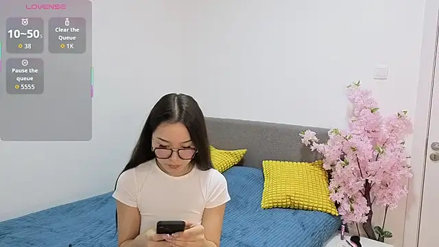 Nari Jin online show from 11-21-25, 05:00