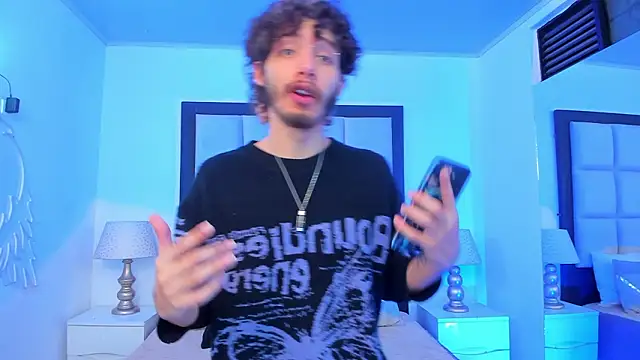 Snapshot of JojoBraando chatting on 02-11-26, 04:50 JojoBraando online show from 02-11-26, 04:50