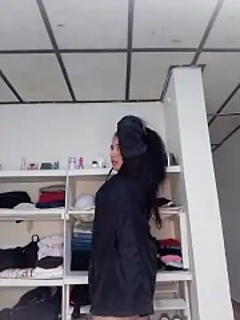 kira-stormm online show from 04-01-26, 09:34