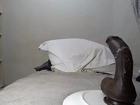 Snapshot of KinkyJXxX chatting on 03-07-26, 04:26 KinkyJXxX online show from 03-07-26, 04:26