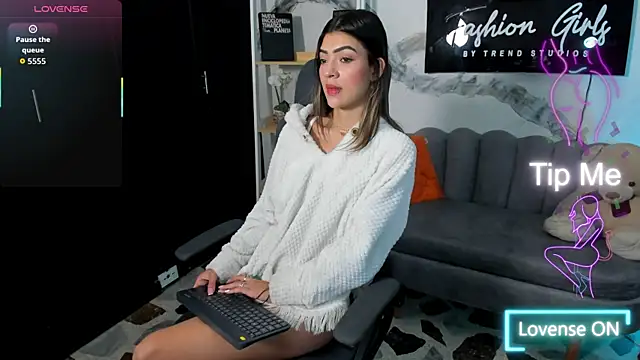 RenataMason online show from 12-19-25, 12:45